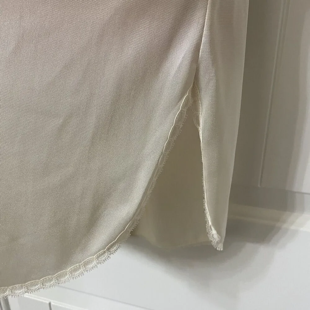 Vintage Vanity Fair Half Slip Women's Size Medium Ivory Side Slit